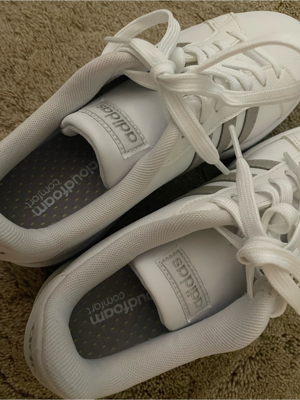 NEW Adidas White Sneakers with Silver Stripes - Picture 6 of 7